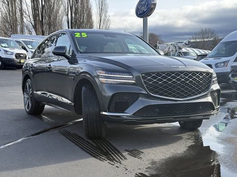 Used 2025 Genesis GV80 3.5T e-SC image 3