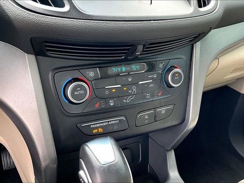 Used 2018 Ford Escape SEL image 22