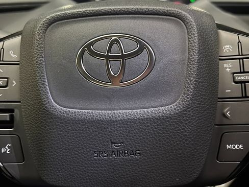 New 2026 Toyota Prius XLE FWD image 36