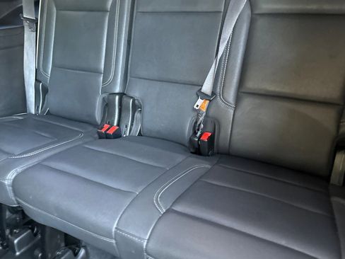 Used 2021 GMC Yukon SLT image 16