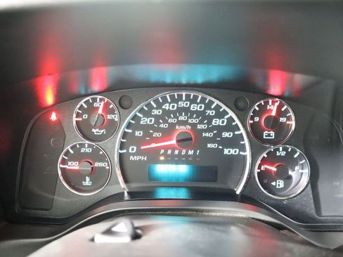 Used 2023 Chevrolet Express 2500 w/ Driver Convenience Package image 30