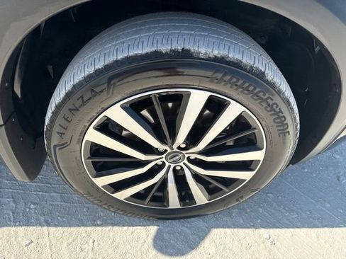 Used 2023 Nissan Pathfinder Platinum AWD/4WD image 28