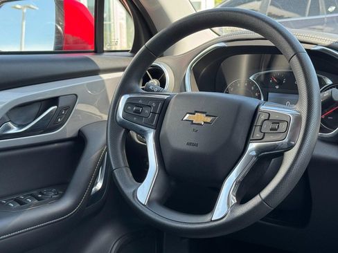 Used 2024 Chevrolet Blazer LT w/ Convenience Package FWD image 10