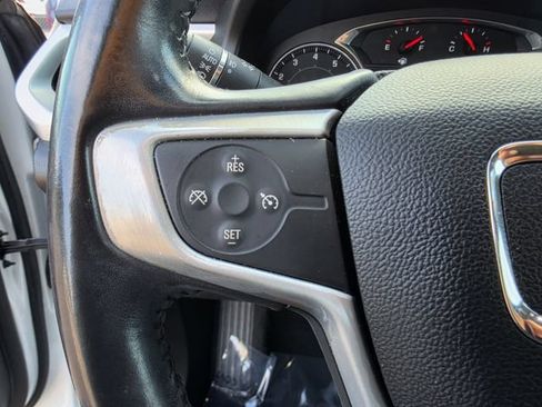 Used 2017 GMC Acadia SLT AWD/4WD image 23