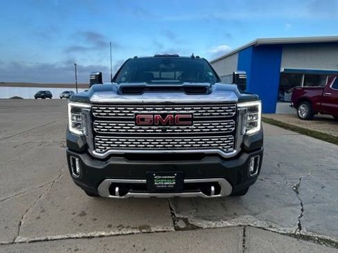 Used 2022 GMC Sierra 3500 Denali image 6