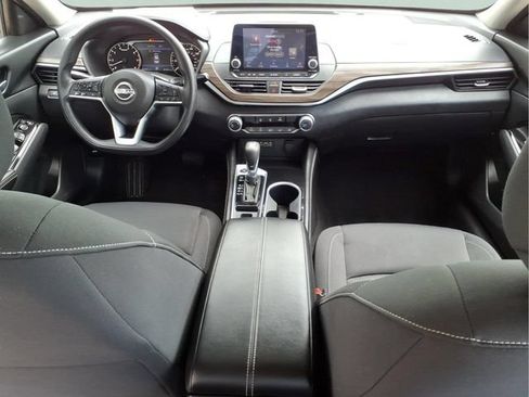 Used 2023 Nissan Altima 2.5 SV AWD/4WD image 21