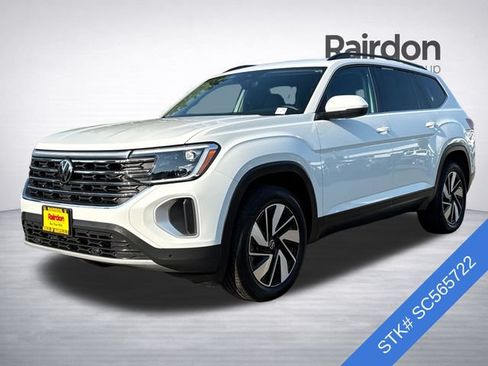 Used 2025 Volkswagen Atlas SE AWD/4WD image 3
