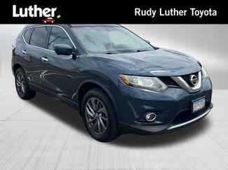 Used 2016 Nissan Rogue SL w/ SL Premium Package AWD/4WD video 1