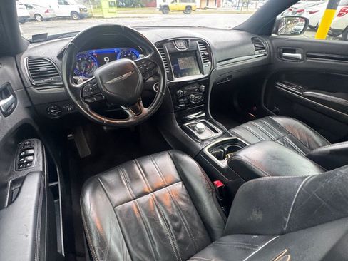 Used 2016 Chrysler 300 S w/ 300S Premium Group RWD image 12