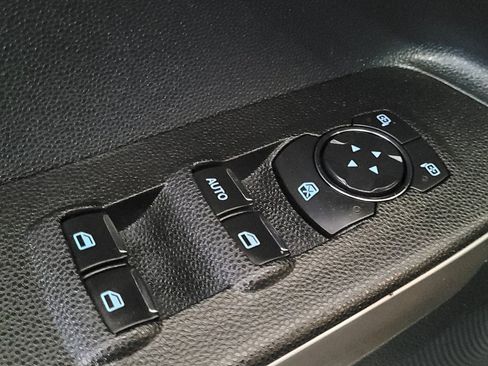 Used 2020 Ford EcoSport Titanium image 27