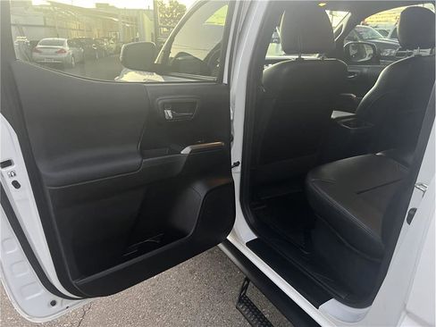 Used 2019 Toyota Tacoma TRD Pro image 11