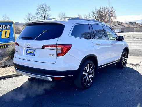 Used 2022 Honda Pilot Elite image 3
