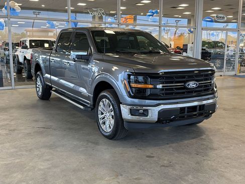 Used 2025 Ford F150 XLT w/ Equipment Group 302A MID image 7