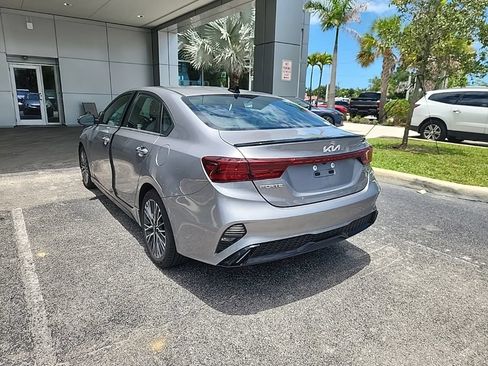 Used 2024 Kia Forte GT-Line w/ GT-Line Premium Package FWD image 4