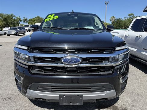 Used 2022 Ford Expedition Max Limited AWD/4WD image 2