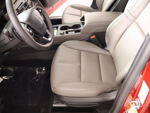 New 2026 Lincoln Corsair Premiere image 12