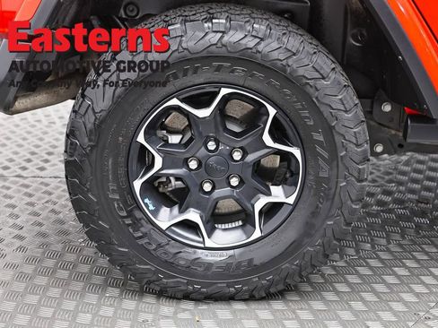 Used 2022 Jeep Wrangler Unlimited Rubicon 4xe AWD/4WD image 30