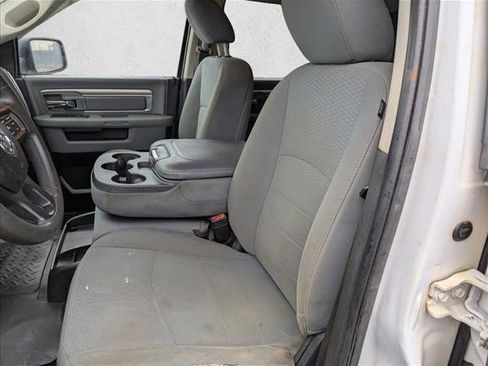 Used 2019 RAM 1500 Classic SLT image 21