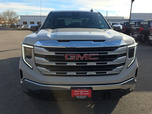 New 2026 GMC Sierra 1500 SLE w/ X31 Off-Road Package image 3