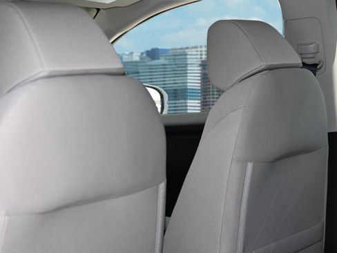 New 2025 Honda HR-V LX image 17