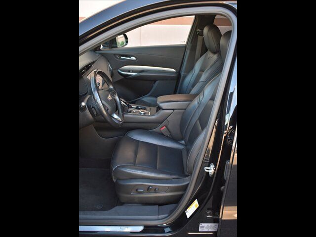 Used 2023 Cadillac XT4 Premium Luxury FWD image 15