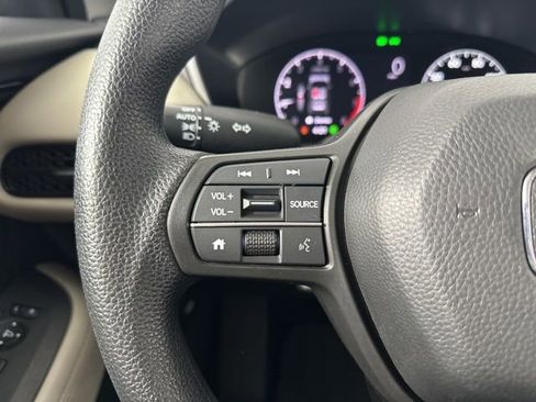 Used 2023 Honda HR-V LX image 15