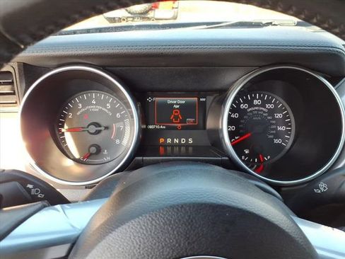 Used 2018 Ford Mustang Premium image 8