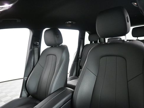 Certified 2025 Mercedes-Benz GLB 250 image 5