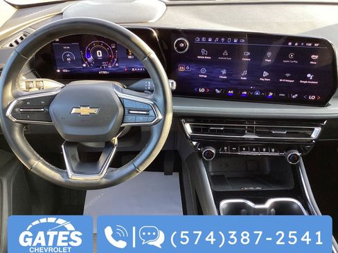 Used 2024 Chevrolet Traverse LT FWD image 22