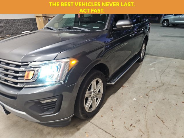 Used 2020 Ford Expedition XLT w/ Equipment Group 202A RWD image 3