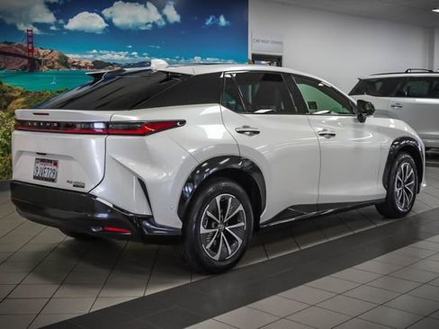 Certified 2023 Lexus RZ 450e Premium AWD/4WD image 6