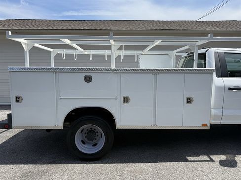 Used 2023 Ford F450 XL w/ XL Chrome Package RWD image 24