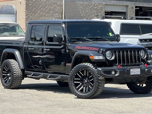 Used 2021 Jeep Gladiator Rubicon w/ Trailer Tow Package AWD/4WD image 2