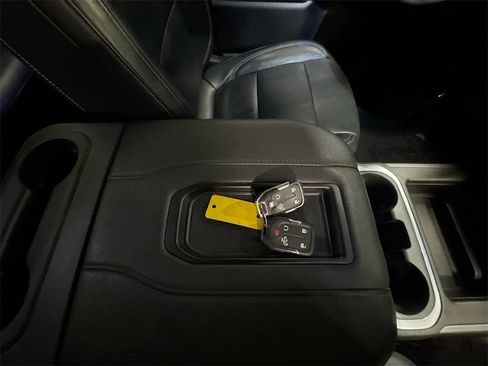 Used 2021 Chevrolet Silverado 1500 LT Trail Boss w/ Bed Protection Package image 40