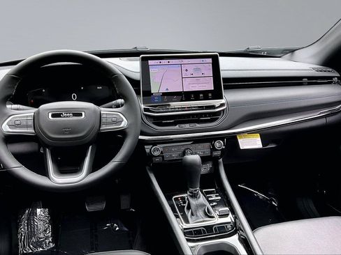 New 2026 Jeep Compass Limited w/ Sun, Sound & Navigation Group AWD/4WD image 8