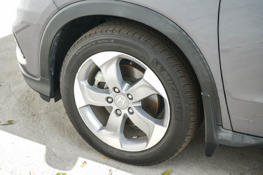 Used 2020 Honda HR-V LX image 11