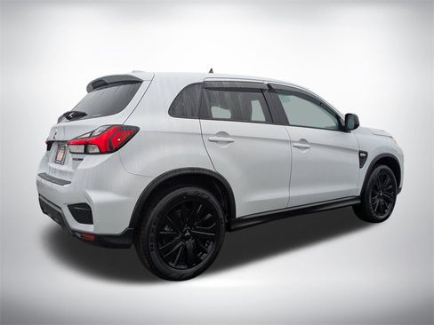 New 2026 Mitsubishi Outlander Sport LE image 3