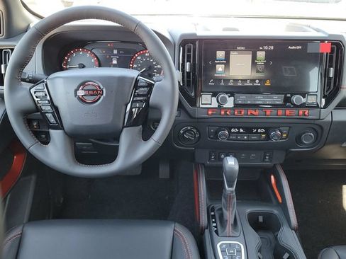 Used 2026 Nissan Frontier PRO-4X w/ Pro Premium Package AWD/4WD image 8