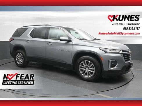 Used 2023 Chevrolet Traverse LT w/ LPO, Cargo Package AWD/4WD image 1