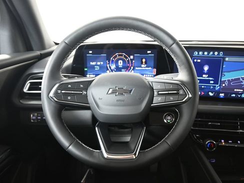 Used 2026 Chevrolet Traverse LT w/ Midnight/Sport Edition AWD/4WD image 34