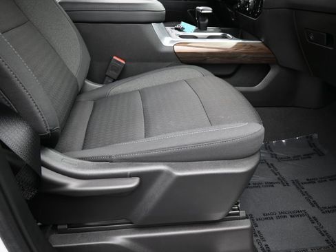 Used 2025 Chevrolet Silverado 1500 RST image 40