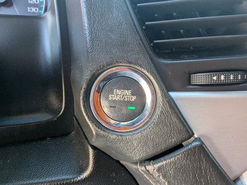 Used 2019 GMC Yukon SLT AWD/4WD image 18