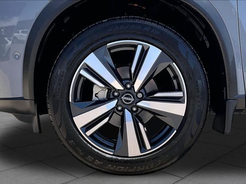 Used 2023 Nissan Rogue Platinum w/ Platinum Premium Package FWD image 10