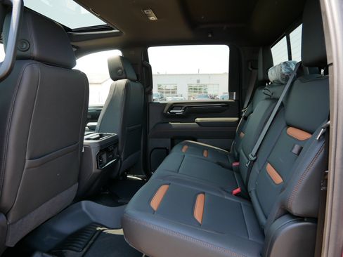 New 2026 GMC Sierra 2500 AT4 w/ AT4 Premium Plus Package AWD/4WD image 12