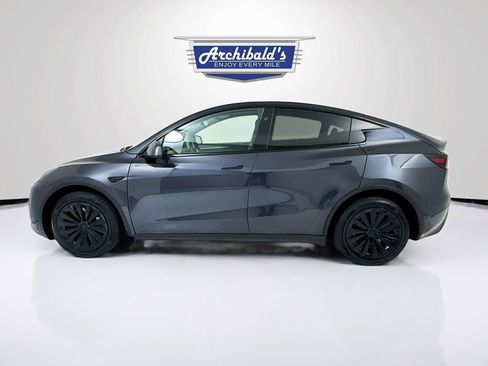 Used 2024 Tesla Model Y Long Range image 4