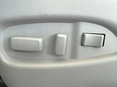 Used 2015 Cadillac SRX Luxury w/ Driver Awareness Package image 45