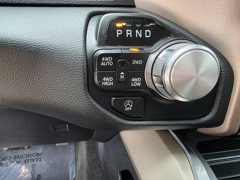 Used 2021 RAM 1500 Laramie AWD/4WD image 32