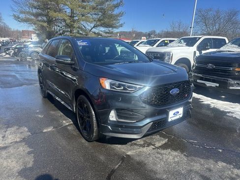 Used 2023 Ford Edge ST w/ Equipment Group 401A image 3