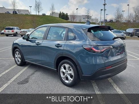 Certified 2025 Honda HR-V LX image 4
