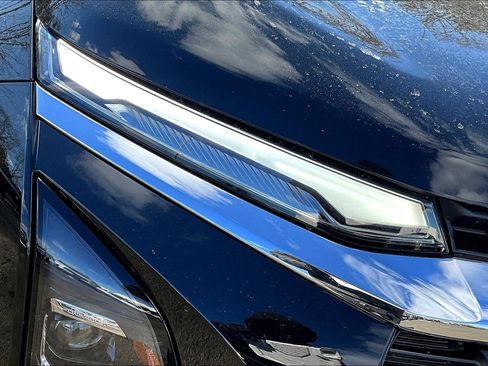 Used 2025 Chevrolet Equinox LT image 23